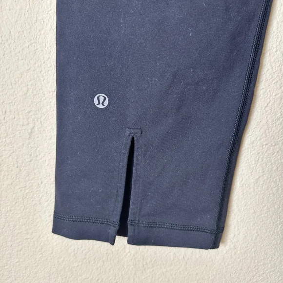LULULEMON Gather & Crow Split Back Cropped Leggings Running TIghts - size 8 - Picture 4 of 6